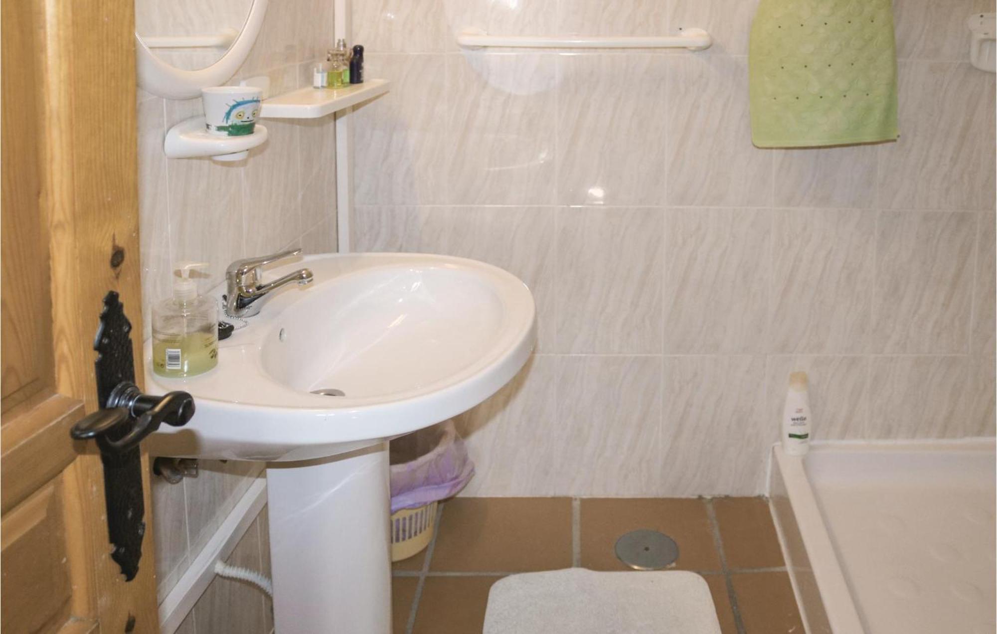 Nice Home In Canillas De Albaida With Wifi Exterior photo