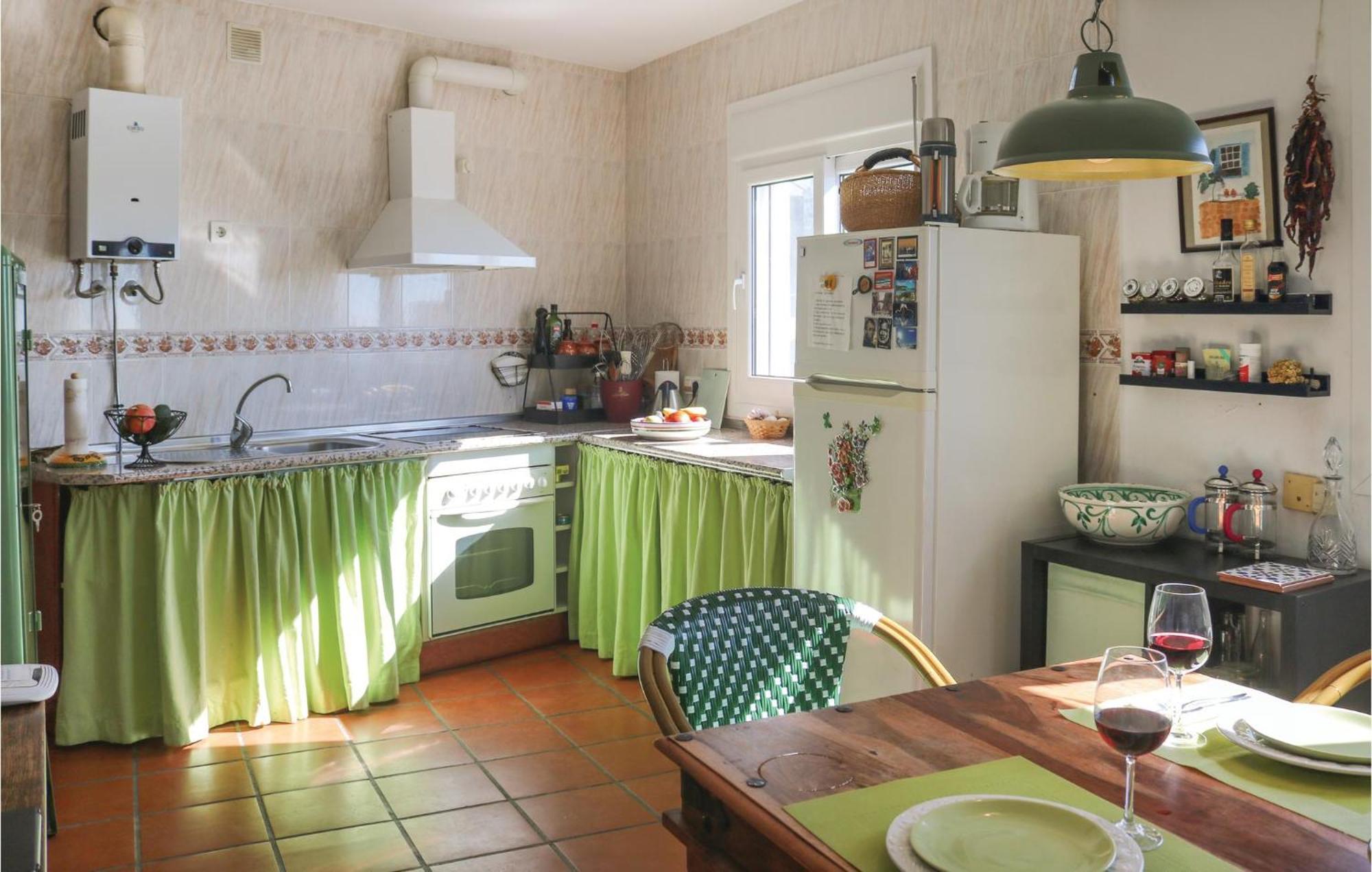 Nice Home In Canillas De Albaida With Wifi Exterior photo